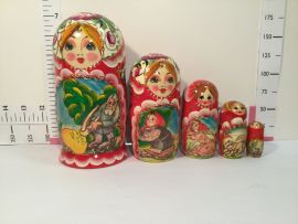 Russian nesting doll 5 pc Rjepka/ Sugar beet story